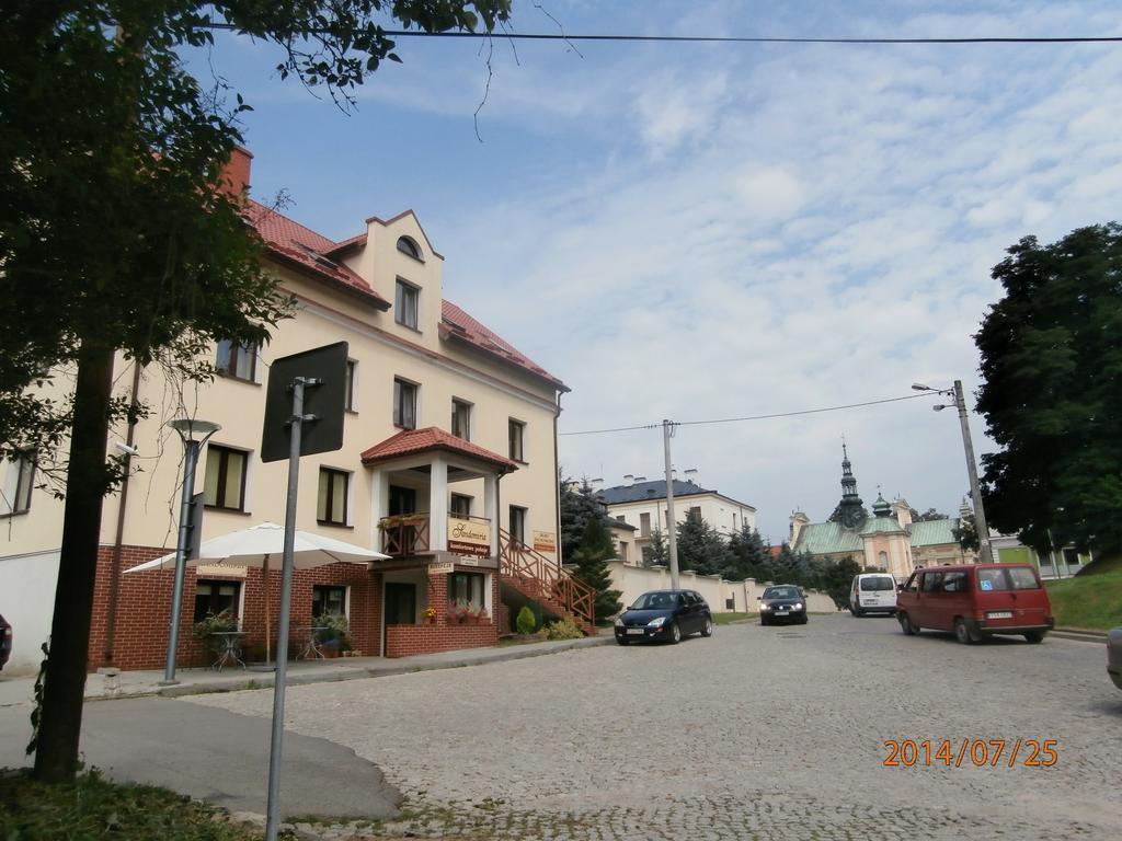 Sandomiria Exterior photo